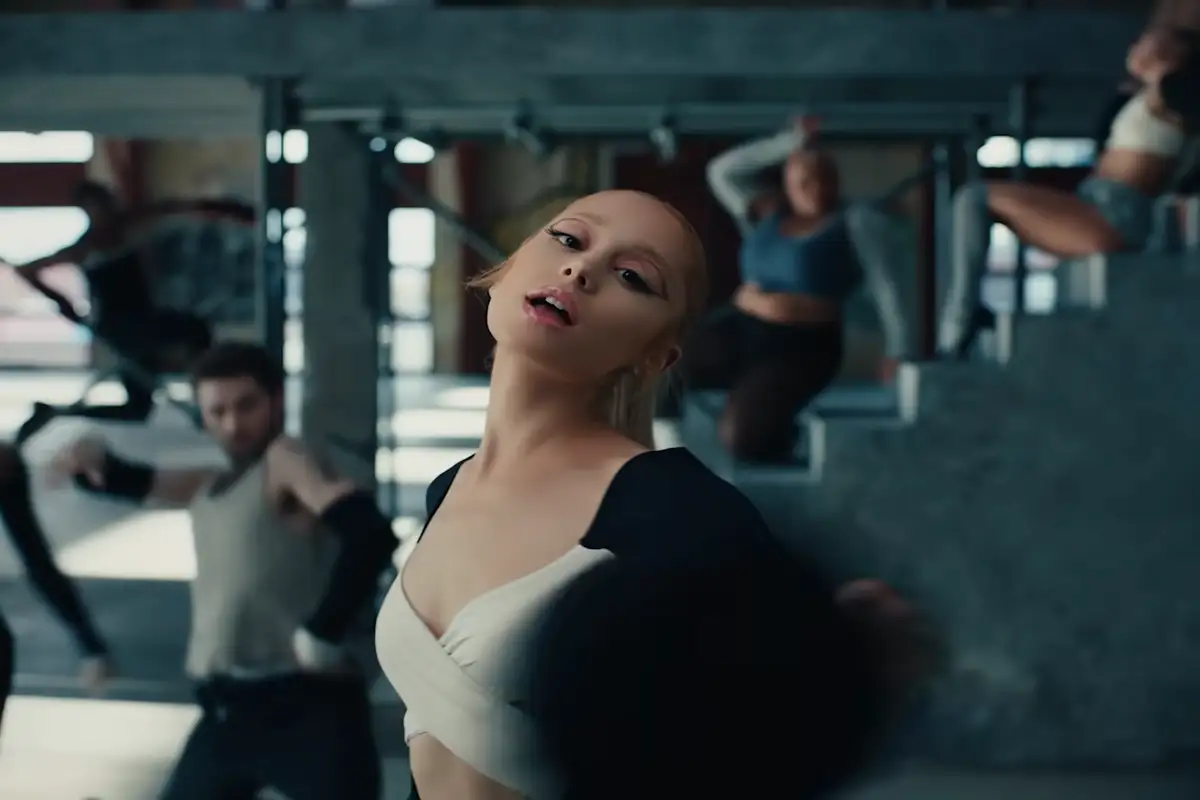Ariana Grande - yes, and..