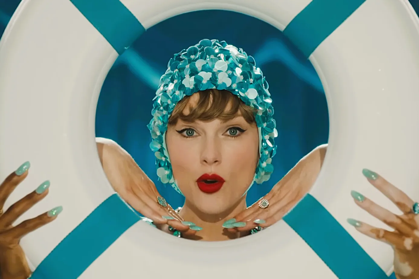 Taylor Swift - The Fate of Ophelia (Official Music Video)