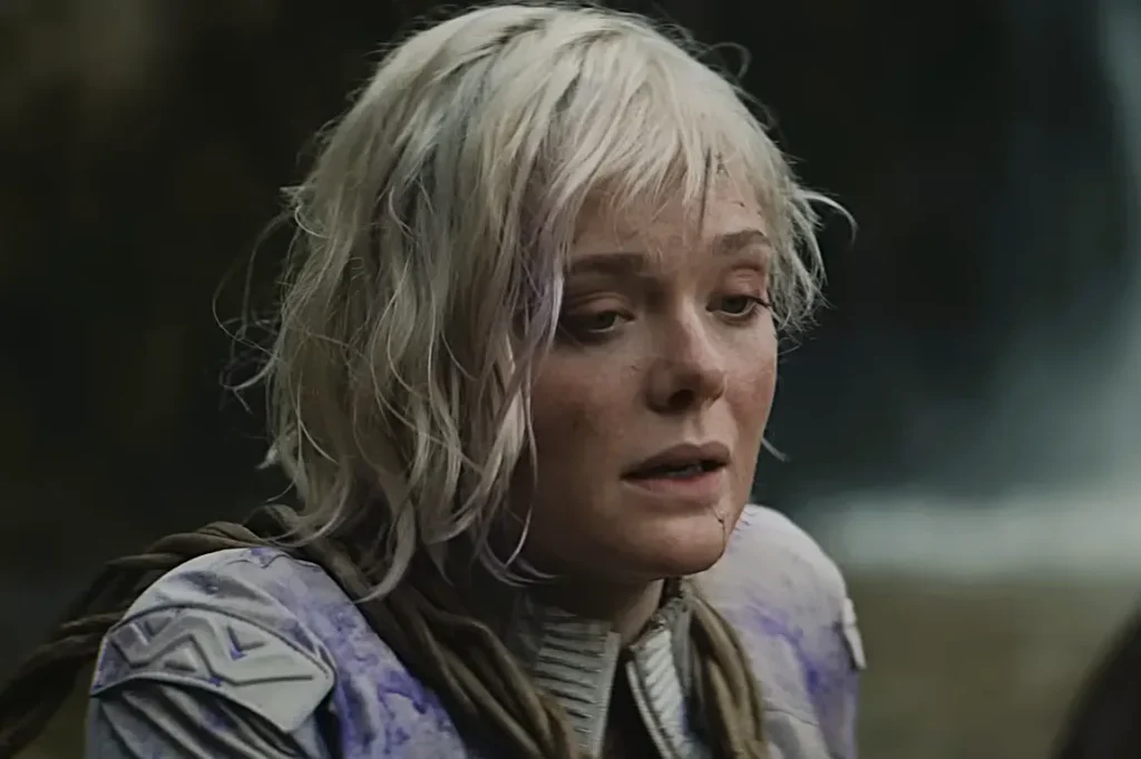 Predator Badlands End Credit Scene Explained – What Happens After the Movie Ends? 1 Elle Fanning in Predator_ Badlands - 20th Century Studios